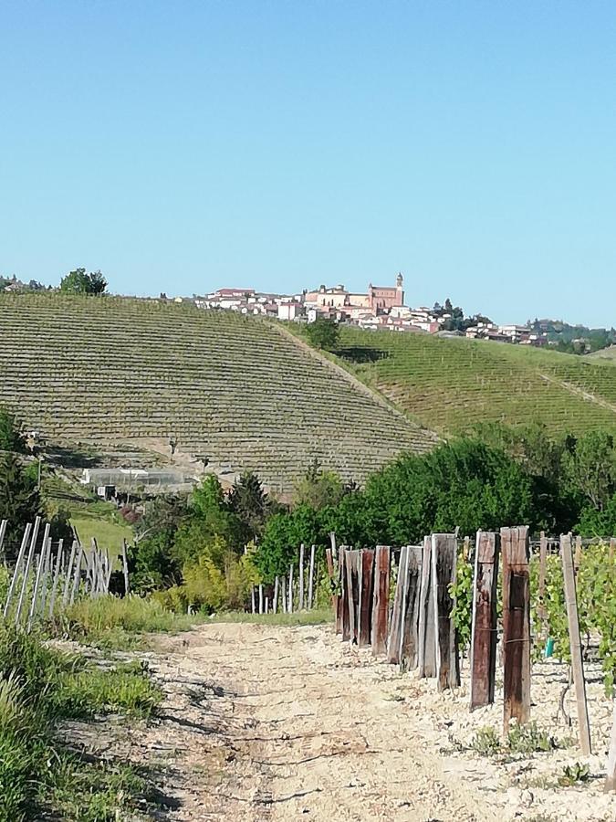 La Giribaldina Winery & Farmhouse Calamandrana Exterior photo